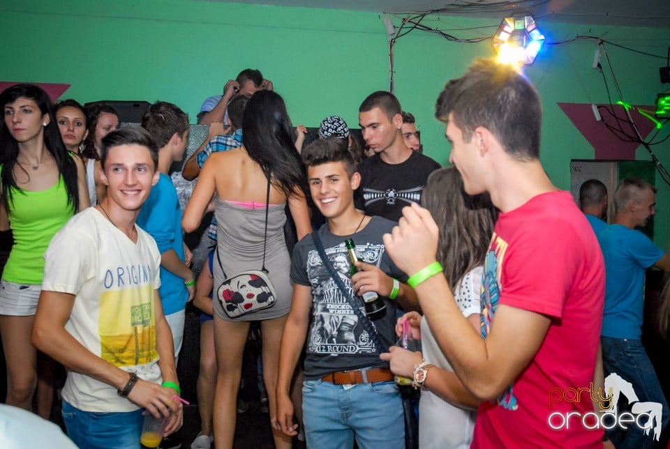 Dj Deka, Royal Party House