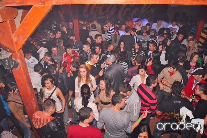 DJ Disco$a de Crăciun în Disco Faház, 