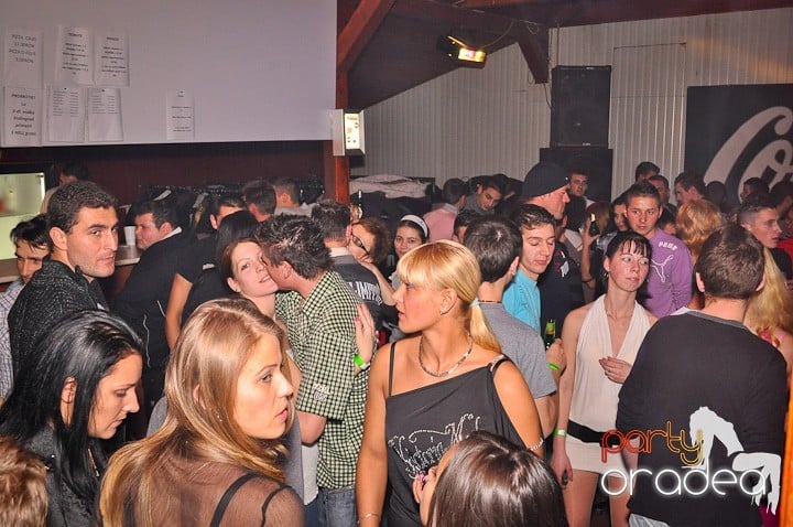 DJ Disco$a de Crăciun în Disco Faház, 