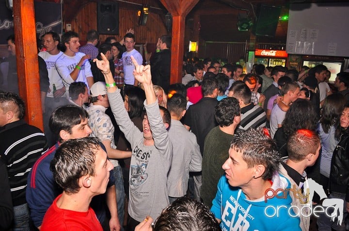 DJ Disco$a de Crăciun în Disco Faház, 