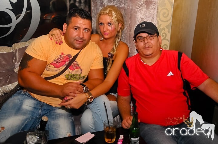 Dj Mahony în Kado Cafe, 