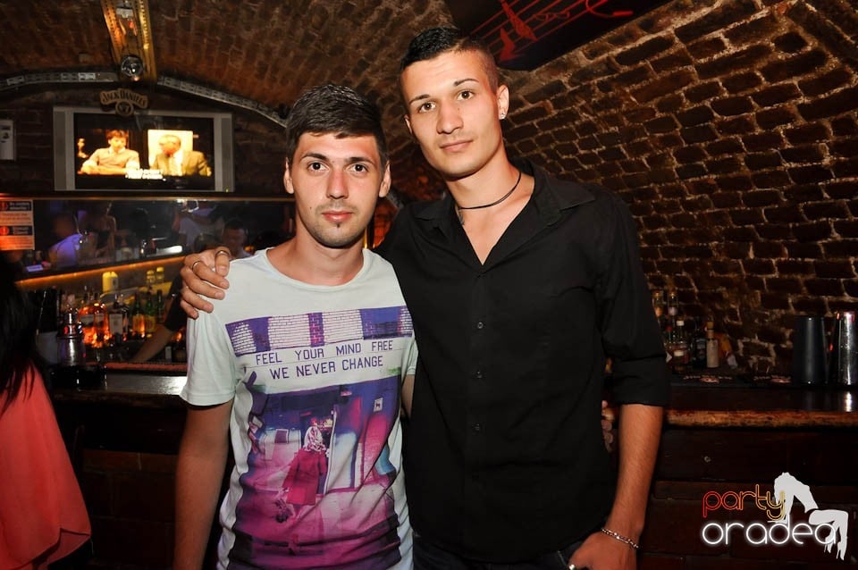 DJ Prody & Caveman in the Mix @ Escape, 