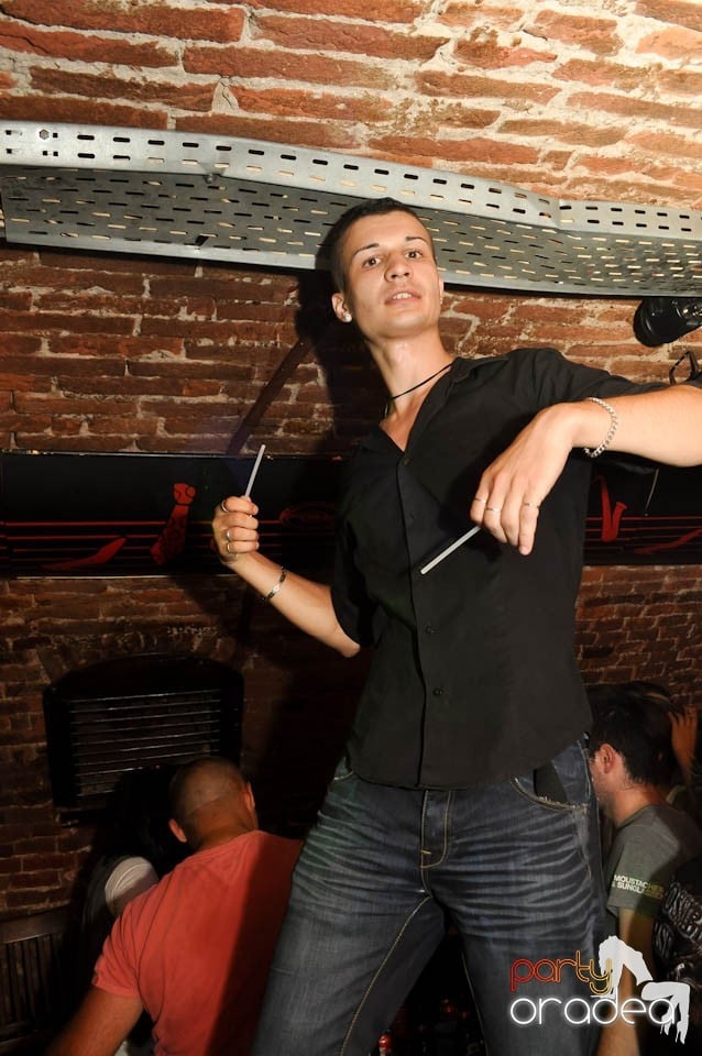 DJ Prody & Caveman in the Mix @ Escape, 