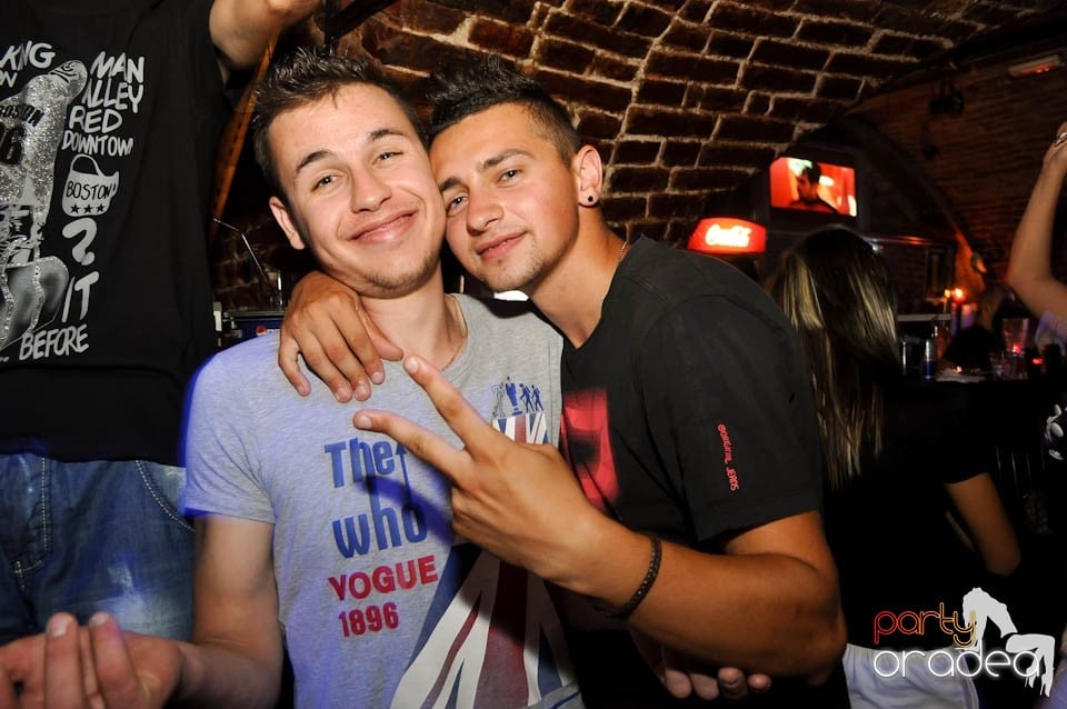 DJ Prody & Caveman in the Mix @ Escape, 