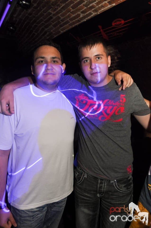 DJ Prody & Caveman in the Mix @ Escape, 