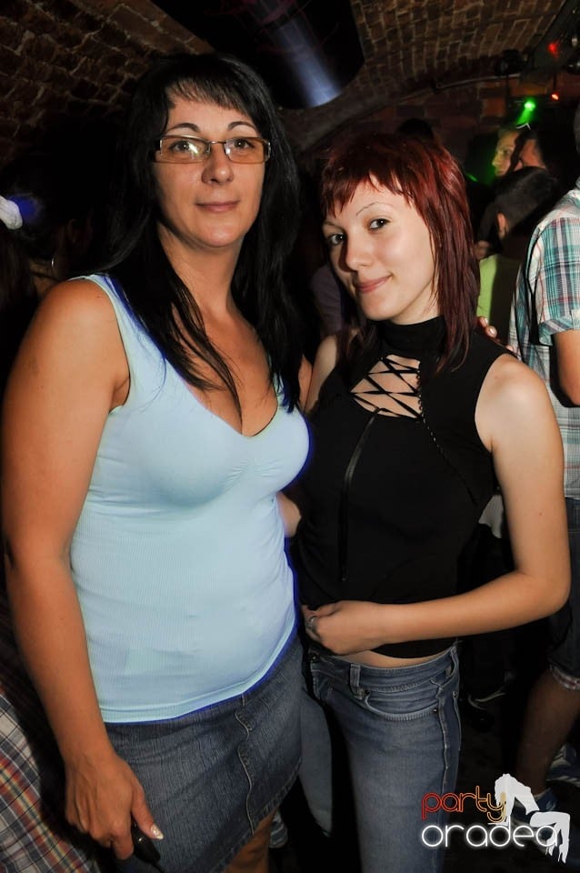 DJ Prody & Caveman in the Mix @ Escape, 