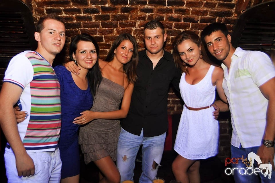 DJ Prody & Caveman in the Mix @ Escape, 