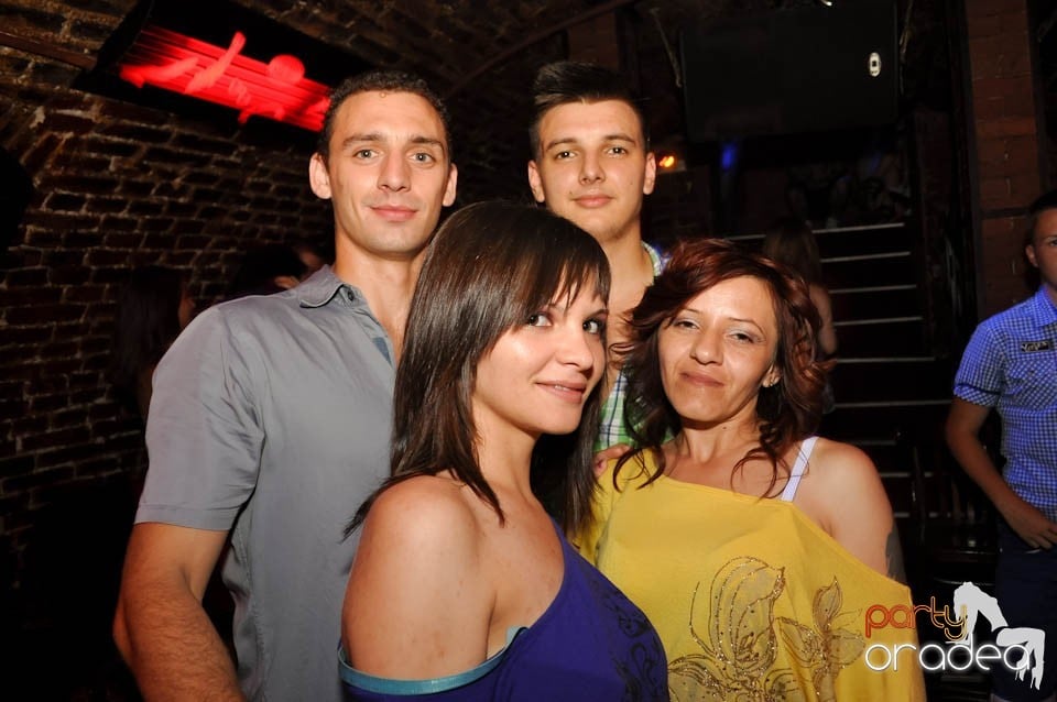 DJ Prody & Caveman in the Mix @ Escape, 