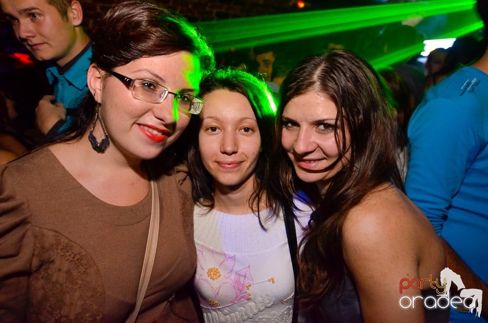 DJ Szatmári & Jucus în Club Escape, 