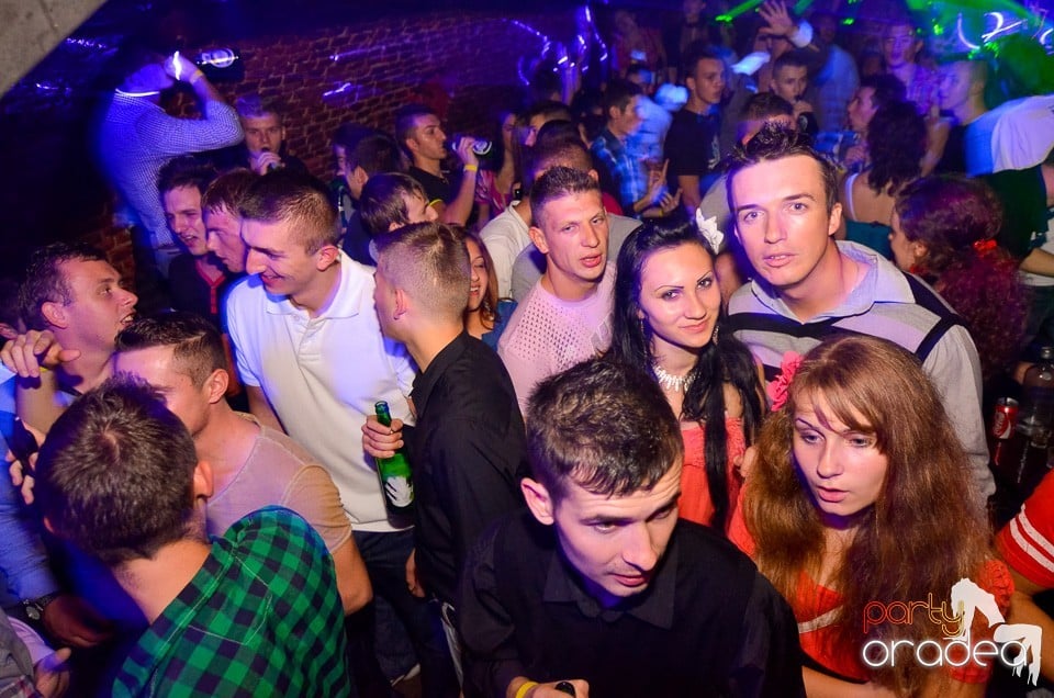 DJ Szatmári & Jucus în Club Escape, 