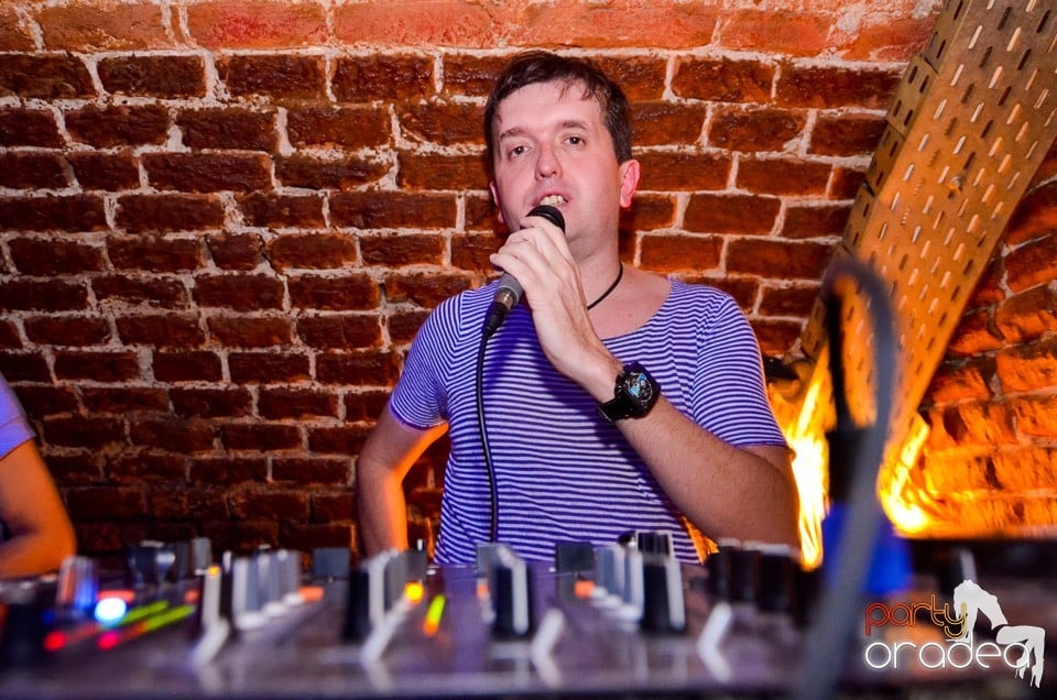 DJ Szatmári & Jucus în Club Escape, 