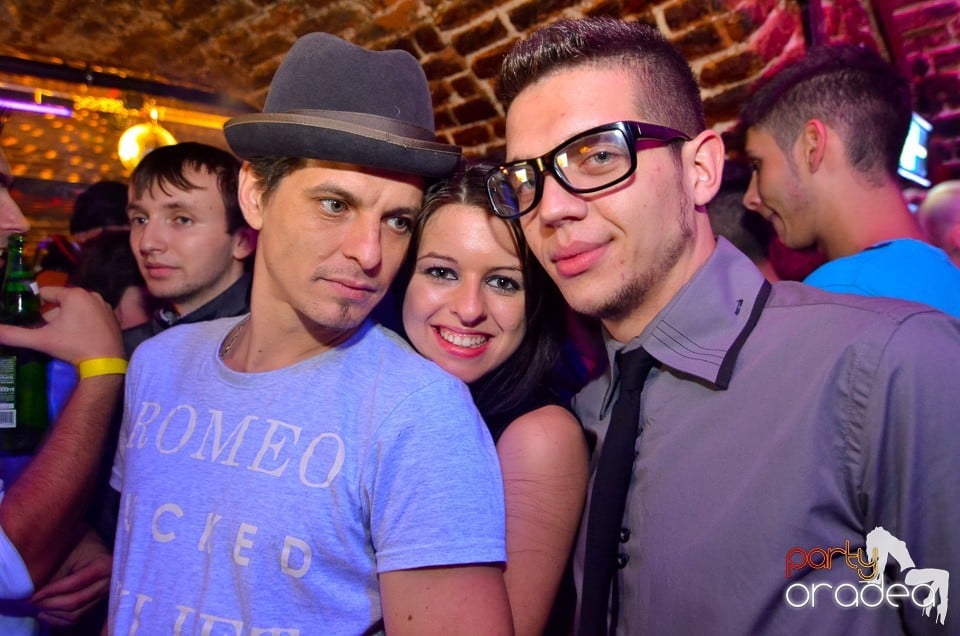 DJ Szatmári & Jucus în Club Escape, 