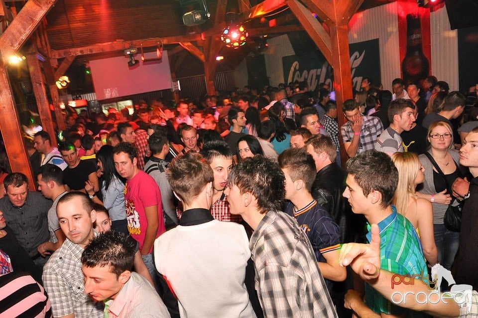 DJ Szatmári & Jucus în Disco Faház, 