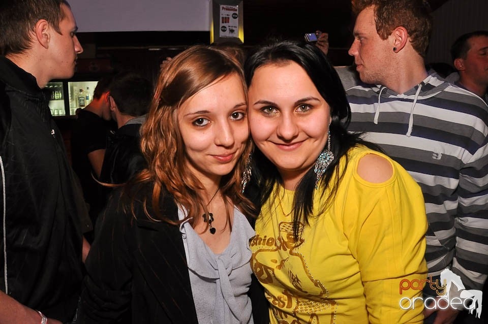 DJ Szatmári & Jucus în Disco Faház, 