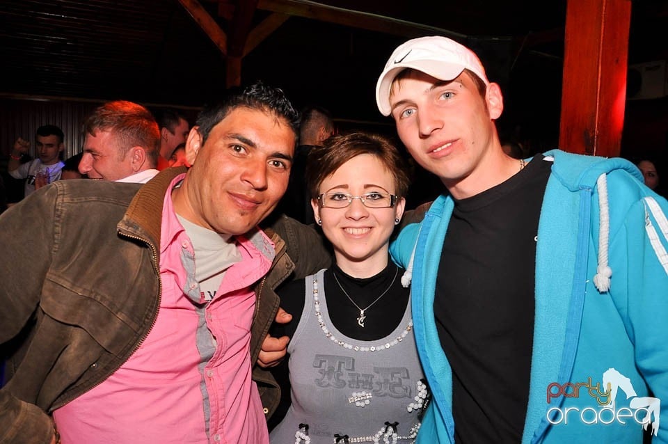 DJ Szatmári & Jucus în Disco Faház, 