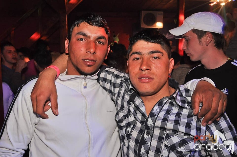 DJ Szatmári & Jucus în Disco Faház, 