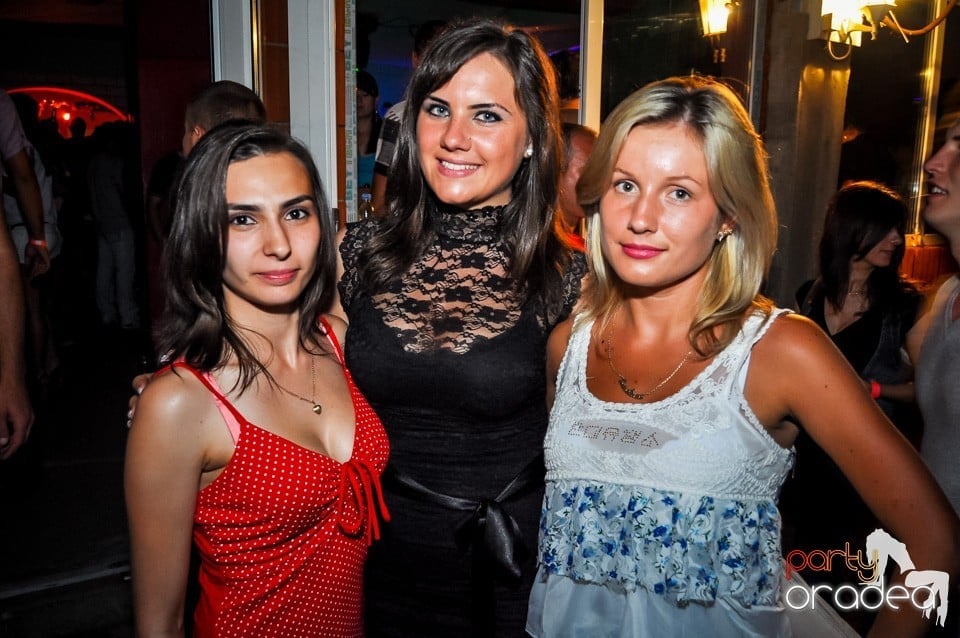 Dj Szatmari & Jucus, Royal Party House