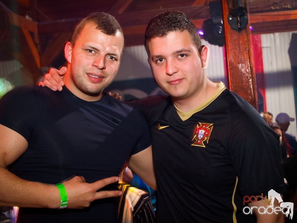 Easter Party în Disco Faház, 