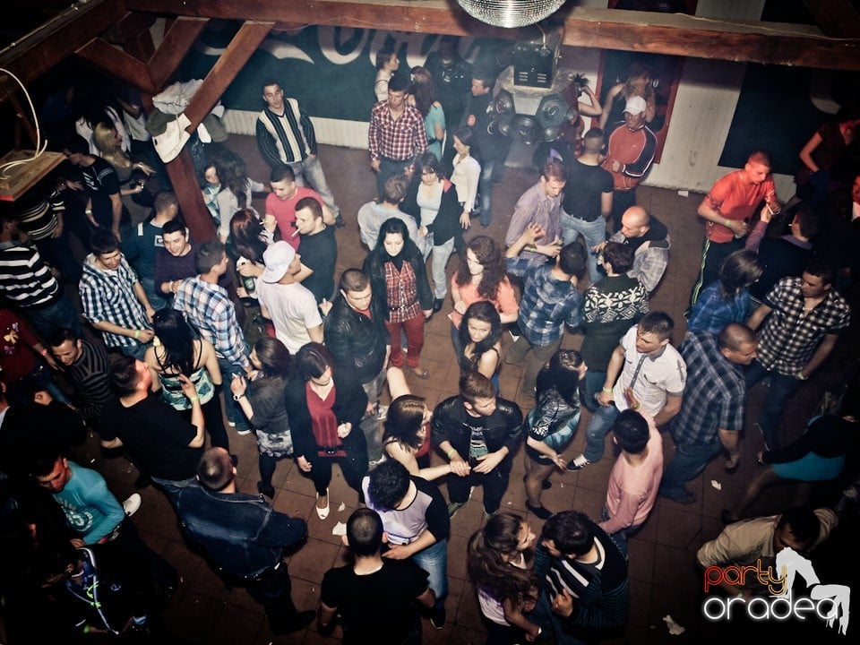 Easter Party în Disco Faház, 