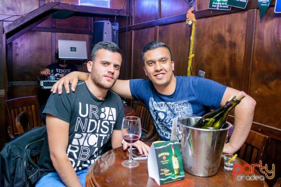 Easter Party, Green Pub