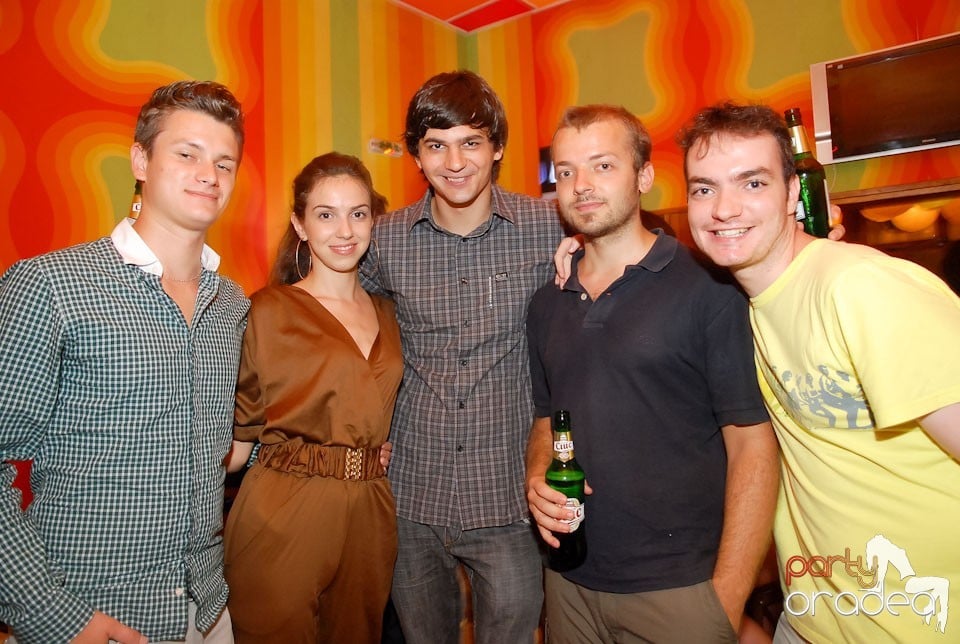 Electro for the Weekend în Juice, Juice