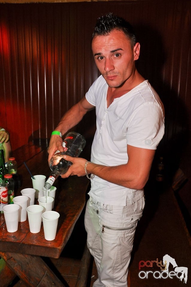 Endless Party în Disco Faház, 