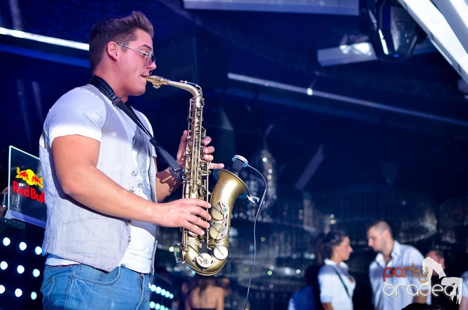 Erotique Burlesque @ The One, 