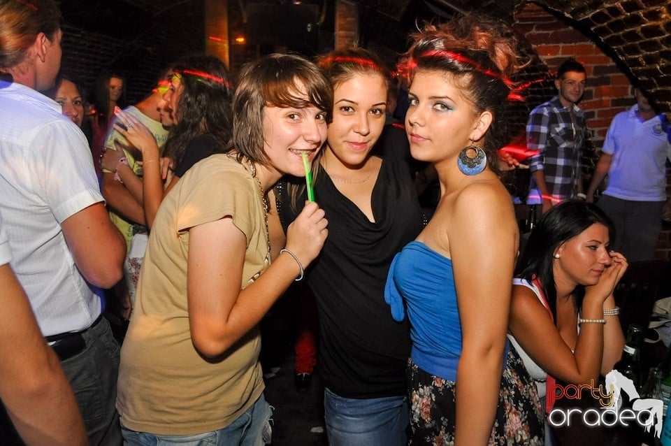 Escape: Carlsberg Summer Party sâmbătă, 