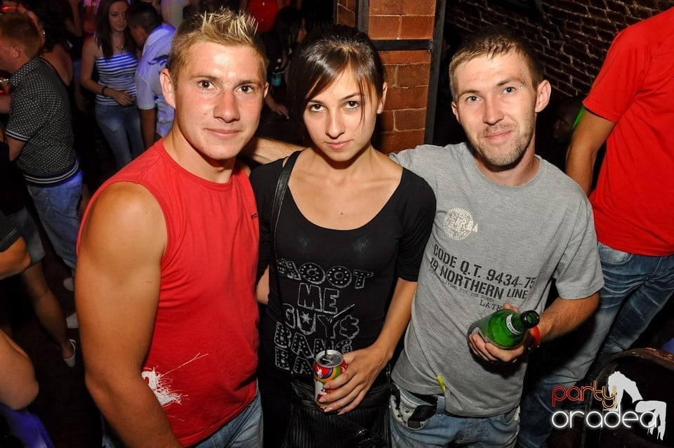 Escape: Carlsberg Summer Party sâmbătă, 