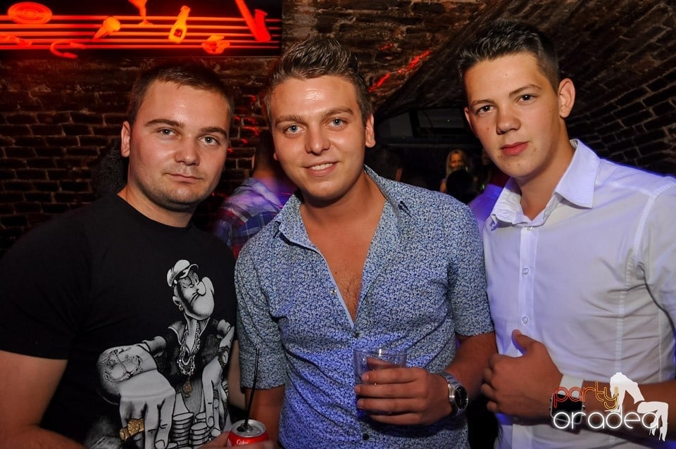 Escape: Carlsberg Summer Party sâmbătă, 