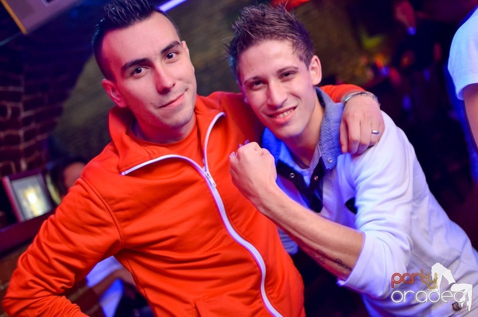 Escape Club Party cu DJ Mihy, 