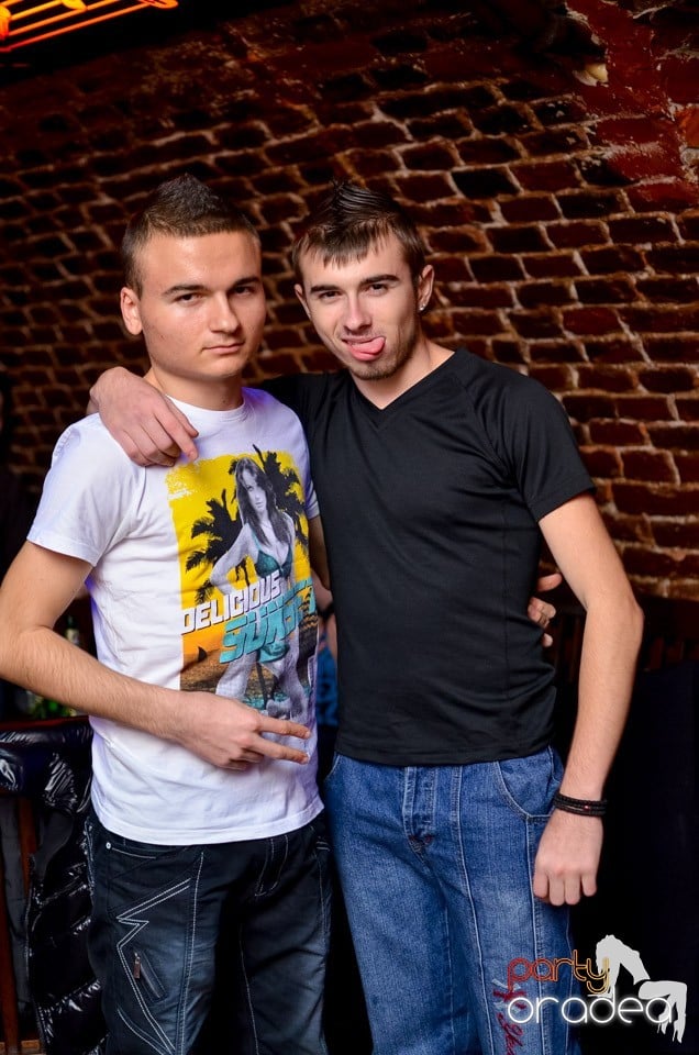 Escape Club Party cu DJ Mihy, 