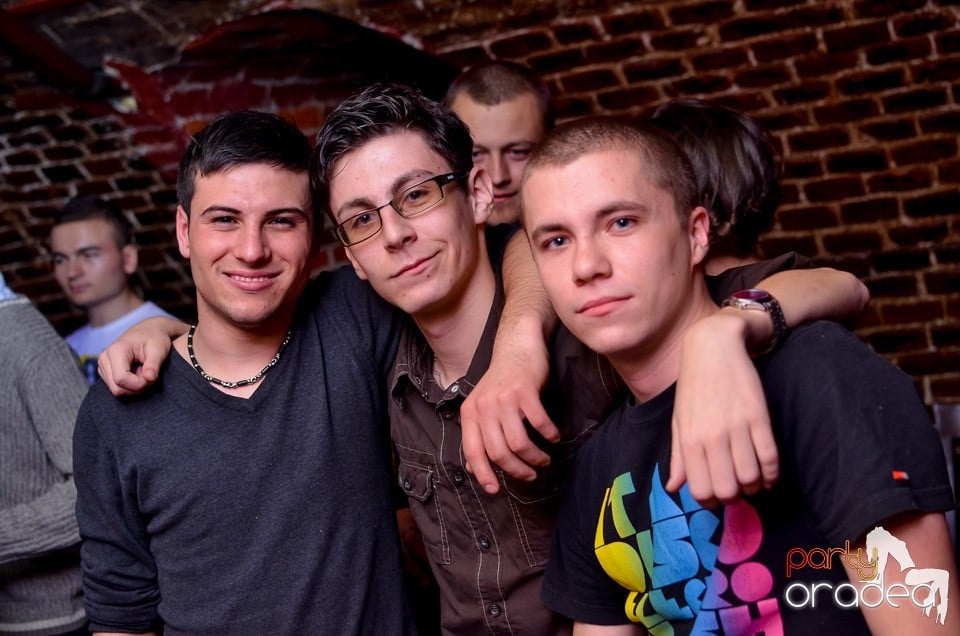 Escape Club Party cu DJ Mihy, 