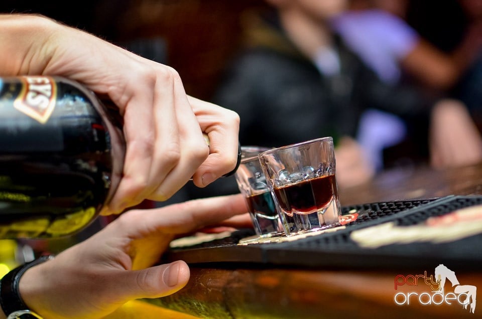 Escape Club Party cu DJ Mihy, 