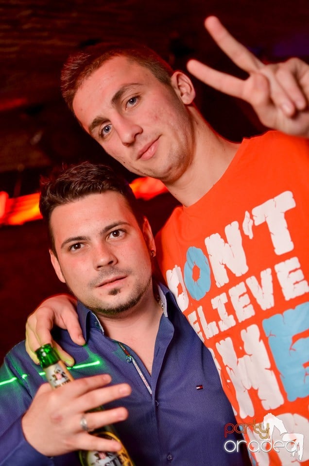 Escape Club Party cu DJ Mihy, 