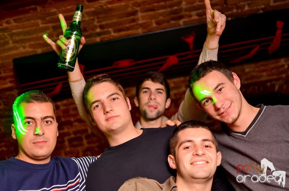 Escape Club Party cu DJ Mihy, 