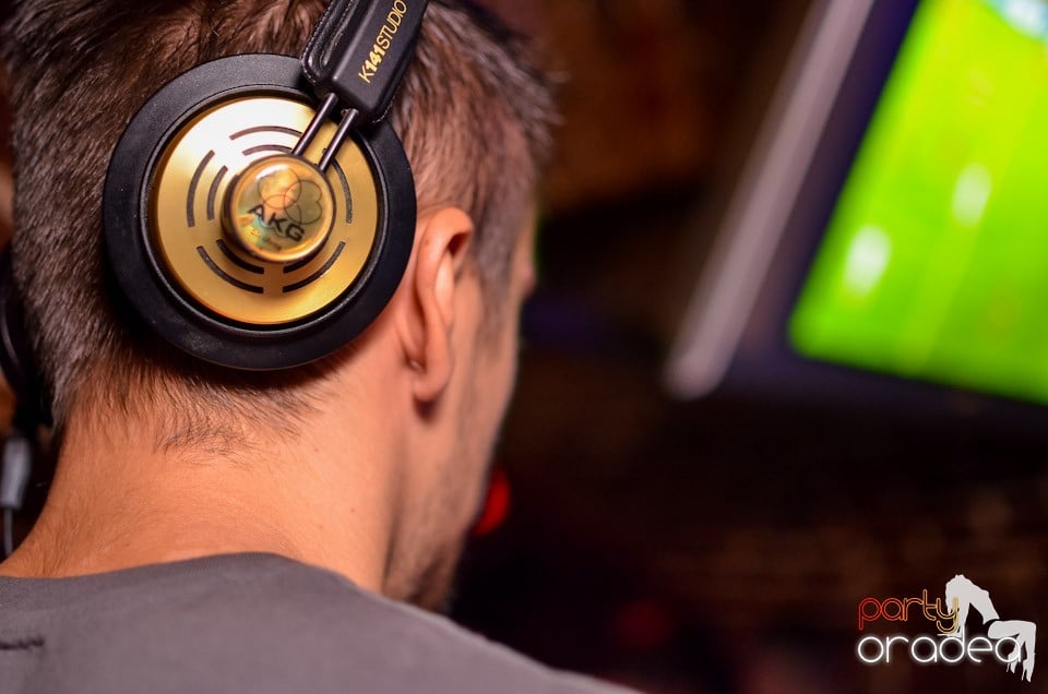 Escape Club: Party in the Night, 