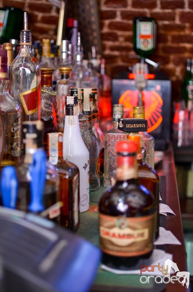 Escape Club: Party in the Night, 