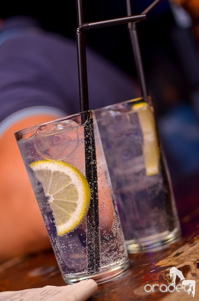 Escape Club: Party in the Night, 