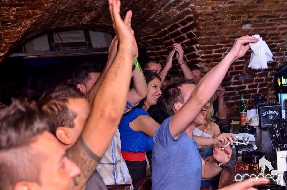 Escape Club: Party in the Night, 