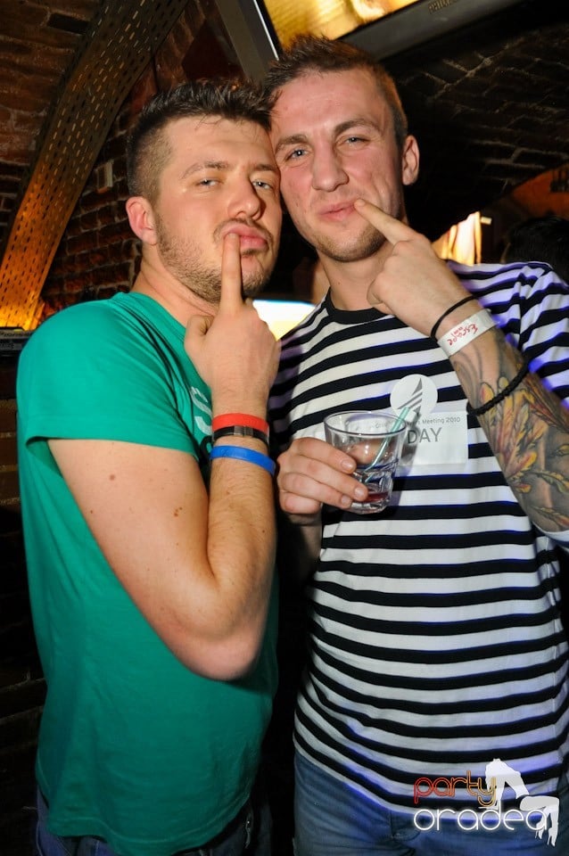 Escape Club - Party Time!, 