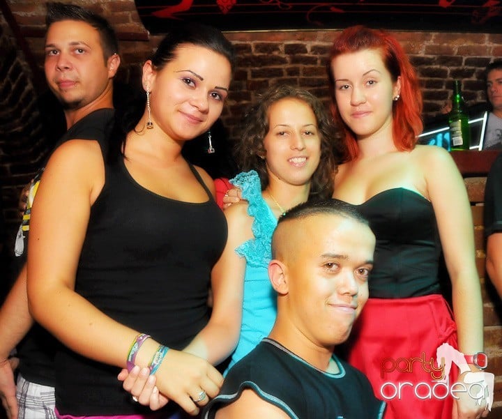 Escape Club zi de zi, 