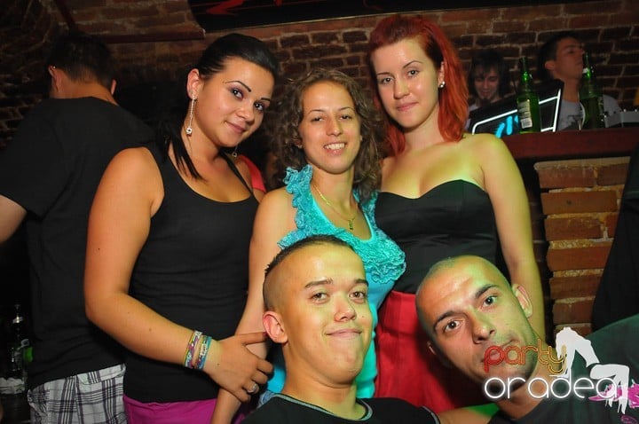 Escape Club zi de zi, 