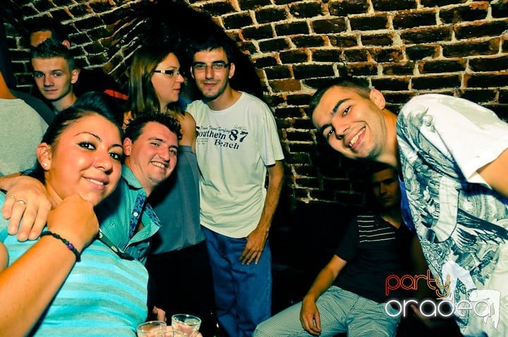 Escape Club zi de zi, 