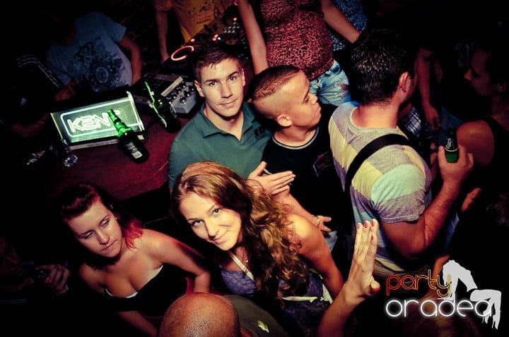 Escape Club zi de zi, 