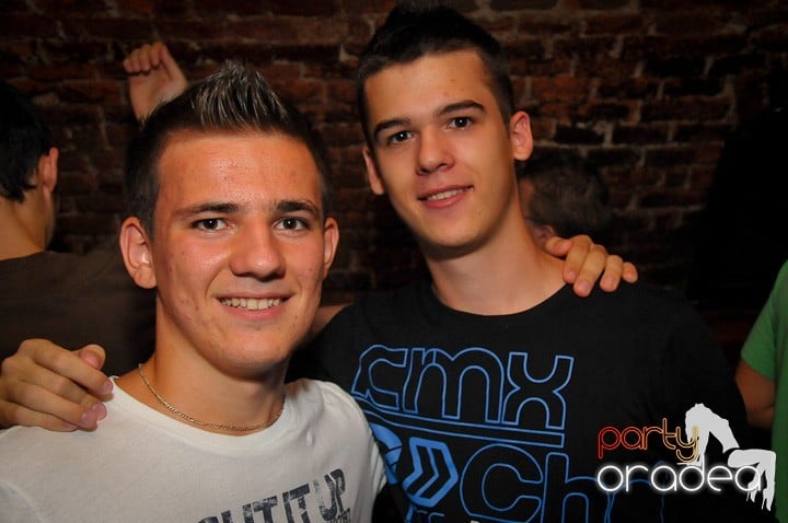 Escape Club zi de zi, 