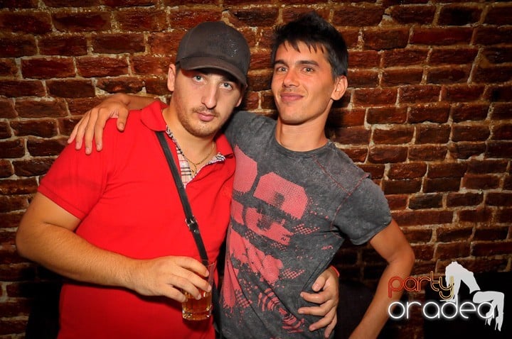 Escape Club zi de zi, 