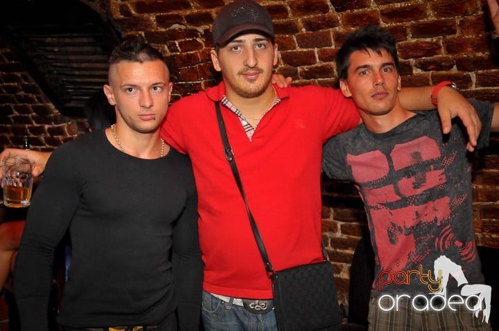 Escape Club zi de zi, 