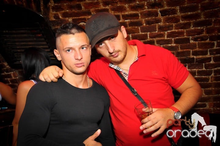 Escape Club zi de zi, 