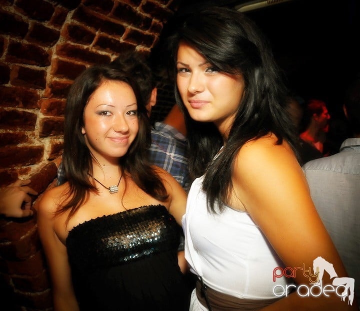 Escape Club zi de zi, 